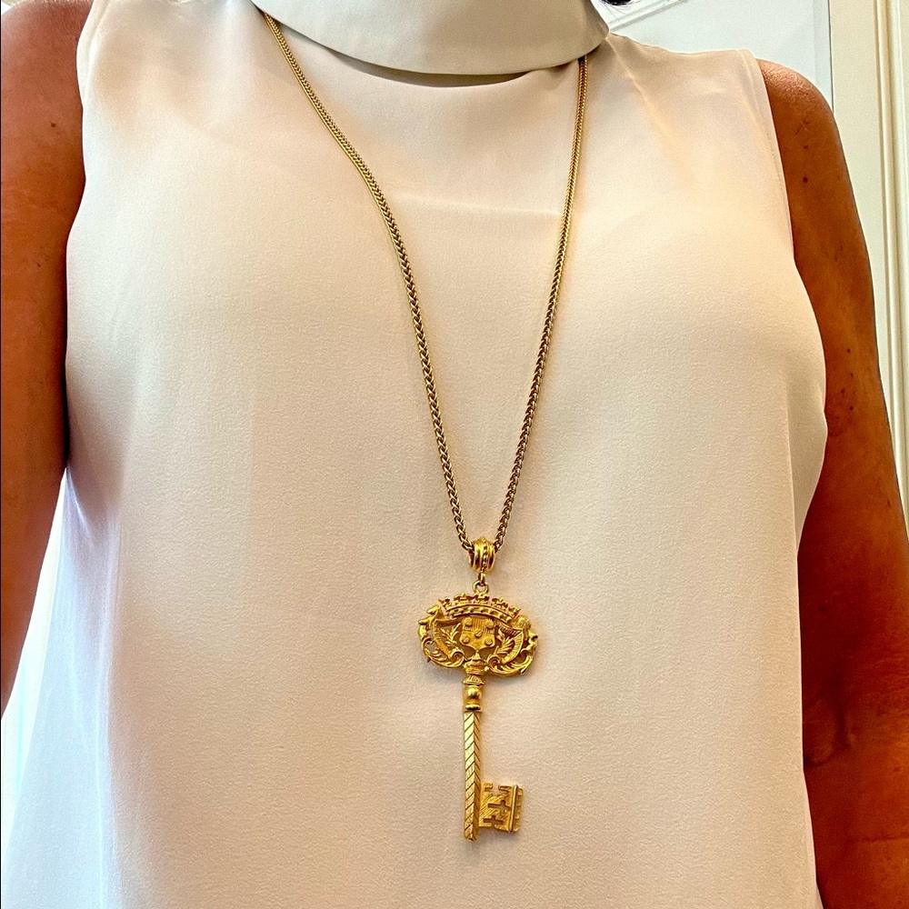Ben-Amun Key Charm Pendant Necklace - Picture 16 of 16
